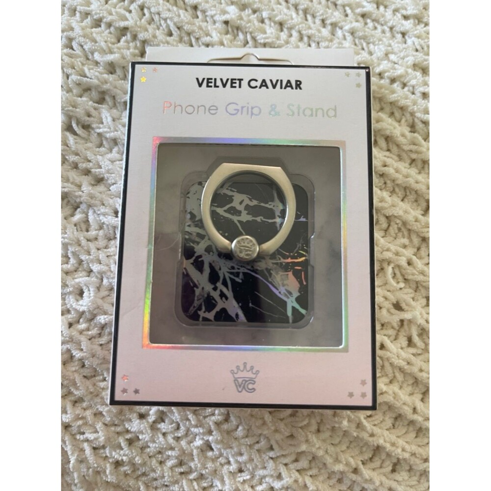 Velvet Caviar Black Marble Phone Grip & Gold Ring